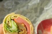 芝麻煎饼夹心榴莲的制作方法(做一个美味的芝麻煎饼夹心榴莲)