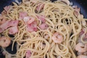 美食之旅——洋葱酱炒意粉(让你的味蕾一饱口福)