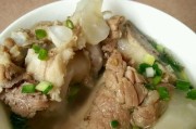 肉丸萝卜汤的做法(家常菜谱)