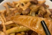 清煮春笋,营养美味健康(以春笋为原料的清煮美食,健康美味享受)