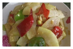 以瑶柱鲍汁炒冬瓜，清爽美味健康！（健康美食，提升生活品质；冬瓜营养丰富，吃出健康好滋味。）