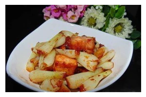 又酸又甜的糖醋蕎头，美味可口的家常菜（口感鲜美，色泽诱人，家庭厨艺必备的做法）