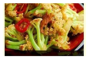 油爆辣椒塞肉的制作方法（口感鲜美，做法简单，快速上手）