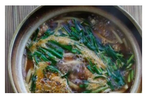 小锅饵丝三层味觉体验，带你品尝四川火锅之王（从制作到品尝，全面解析小锅饵丝的美味之处）