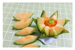 “以甜蜜蜜为主题的甜品做法”（学习甜蜜蜜甜品制作，品味美食之美）