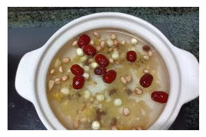 五彩养颜粥，健康又美丽（做法大揭秘，享受自然美食）