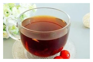手工自制乌梅姜糖茶（味道醇正，口感鲜甜，适合冬季饮用）
