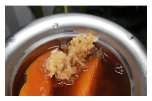 健康又美味的冬季甜品——冰糖红枣银耳糖水