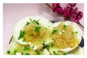 蒜香味浓郁，清爽爽口，十分钟就能搞定（蒜香味浓郁，清爽爽口，十分钟就能搞定）