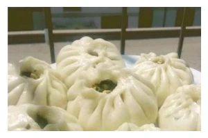 妙手烹制素三馅韭菜粉丝鸡蛋大包子（一次过关的制作步骤，让你成为大包子达人）