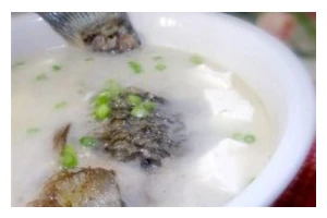 野生鲫鱼豆腐汤的做法（营养丰富的家常菜）