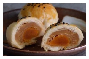 酥皮月饼制作全攻略（传统月饼的创新变革和口感大提升）