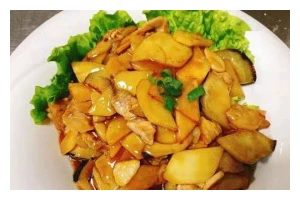 双色炒肉片，口感鲜美的中式佳肴（简单易学，让你在家也能做出高级中餐）