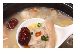青木瓜猪脚汤——营养丰富的滋补佳品