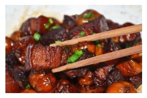 原创简易红烧肉的做法（15个步骤教你如何做出口感极佳的红烧肉）