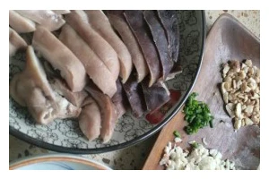 原创美食——沙姜猪肚（一道鲜香美味的家常菜）