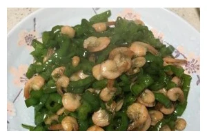 一口香糯，一口鲜爽——以油爆小米虾的制作方法（手把手教你做小米虾，健康又美味）
