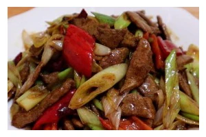 美味猪肝料理的独特制作方法（以特色猪肝为主打，完美呈现鲜嫩美味）