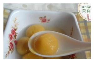 揉香芋馅红薯汤圆的制作方法（手把手教你制作美味可口的揉香芋馅红薯汤圆）