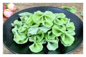 美味健康的蔬菜蝴蝶面（以新鲜蔬菜和营养面条为主打，健康美味，让你远离肥胖和疾病）