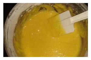 教你轻松制作微波炉戚风蛋糕（快速美味，轻松上手的烘焙好选择）