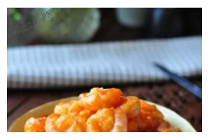 日本豆腐假虾球的制作方法（让你在家轻松做出美味的素食小吃）