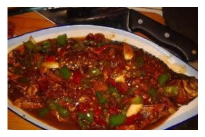 用豌豆鳊鱼做一道美味佳肴（鲜香可口的豌豆鳊鱼，让你爱不释口）