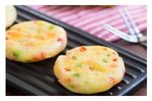 健康蔬菜土豆饼的制作方法（简单易学，营养美味）