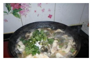 糖醋脆皮草鱼的制作方法（用草鱼制作香甜酸爽美食，分享给您）