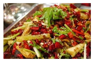 品尝传统美食以乌江碳烤鱼的制作秘诀（传统与创新的完美结合，一口口美味的诱惑）