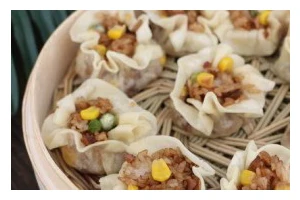 香菇鸡丁烧卖的制作方法（用新鲜食材做出口感极佳的鸡肉烧卖）