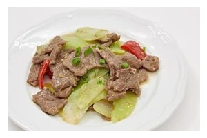 清爽健康的生菜牛肉萝卜粒（健康生活，从饮食开始）