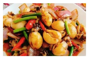 香辣墨鱼仔的制作方法（如何烹制美味的香辣墨鱼仔）