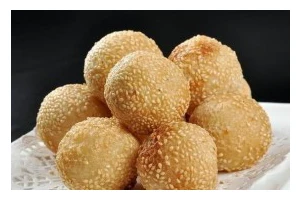 糖麻圆制作详解（掌握制作技巧，做出口感顺滑的糖麻圆）