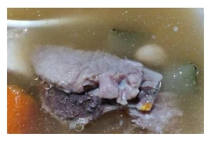 一碗美味养生汤——小白菜玉米笋扇骨汤（教你如何制作营养美味的小白菜玉米笋扇骨汤）