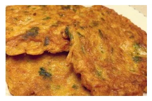 用香葱蛋饼卷孜然土豆丝，轻松制作美味健康早餐