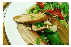 一道清爽美味的素菜佳肴（一道清爽美味的素菜佳肴）