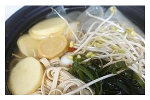 云南米线，美味不容错过！（教你如何在家制作正宗的云南米线！）