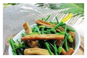 香菇韭菜苔的美食探秘（一道别有风味的素菜佳肴）