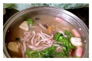 健康生活从餐桌开始——以蔬汁手擀面（手工制作，营养美味兼具）