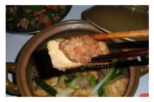 盐卤老豆腐酿肉的制作方法（美味又健康的传统美食）