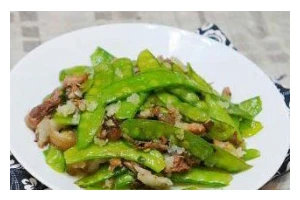 健康美食，瘦肉炒荷兰豆（营养丰富，口感鲜美）