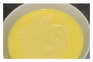 手把手教你做最简单的鸡蛋糕（只需五个步骤，快速享受美味甜点）