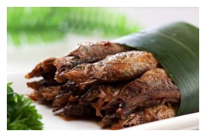 咸鱼茄子的烹饪技巧（步步为营，味道丰盈）