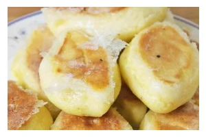 软糯香甜玉米饼的制作方法（用玉米粉做美味玉米饼，材料简单易得，口感好，营养丰富）