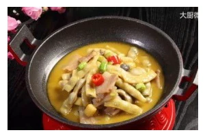 咸肉炒豆角的家常做法（口感鲜美、健康美味的下饭菜）