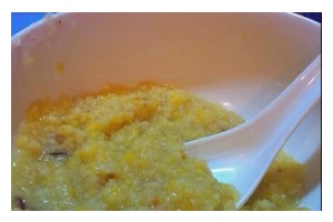 以小米玉米粥为主题的美食探索（从原材料到制作技巧，一步步教你做出美味可口的小米玉米粥）
