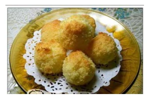 手工烘焙制作芝香椰子球（用心制作，细节决定成败，让你的味蕾狂欢）