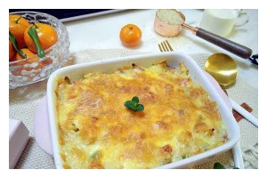 用鲜虾和芝士做出美味的饭菜（学习简单的食谱让你在家也能品尝到高级餐厅的味道）