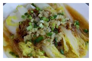 教你轻松做出美味蒜蓉爆白菜（做法简单，口感清爽，营养丰富，欢迎尝试！）